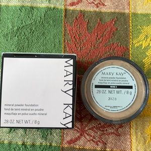 Mineral powder foundation